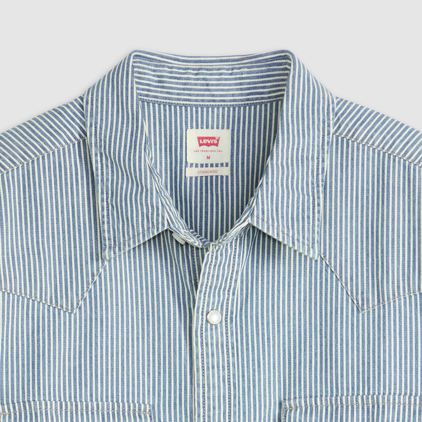 Levi's® Men's Classic Standard Fit Western Shirt