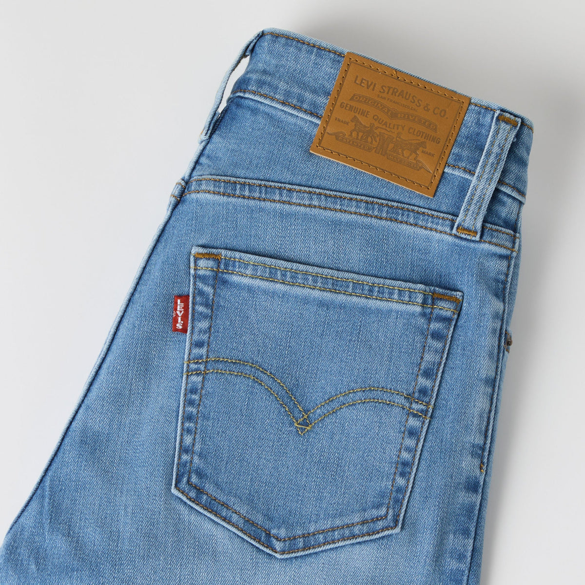 Levi's® Women's 725 High-Rise Bootcut Jeans