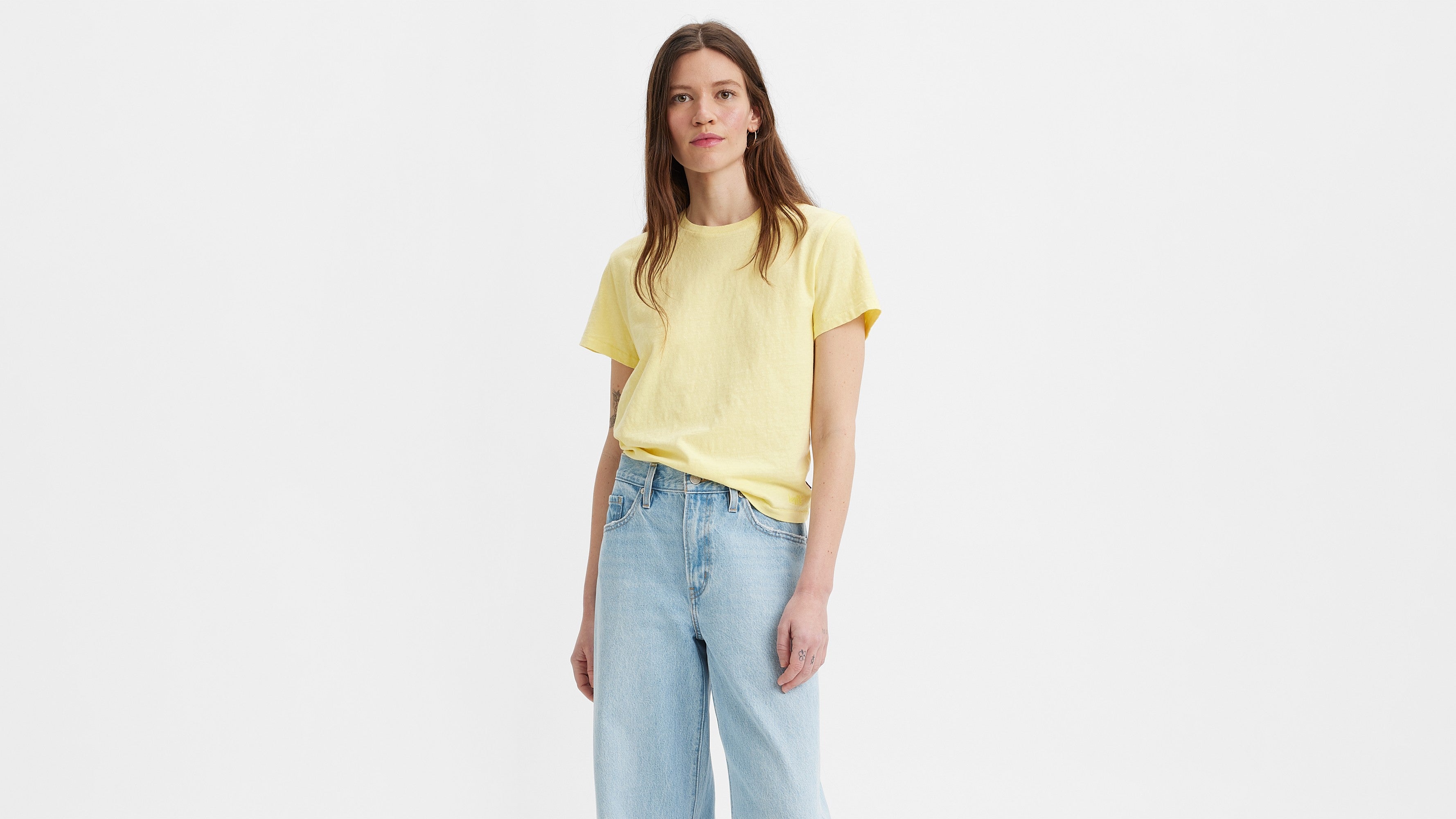 Classic T-Shirts to Wear With Jeans