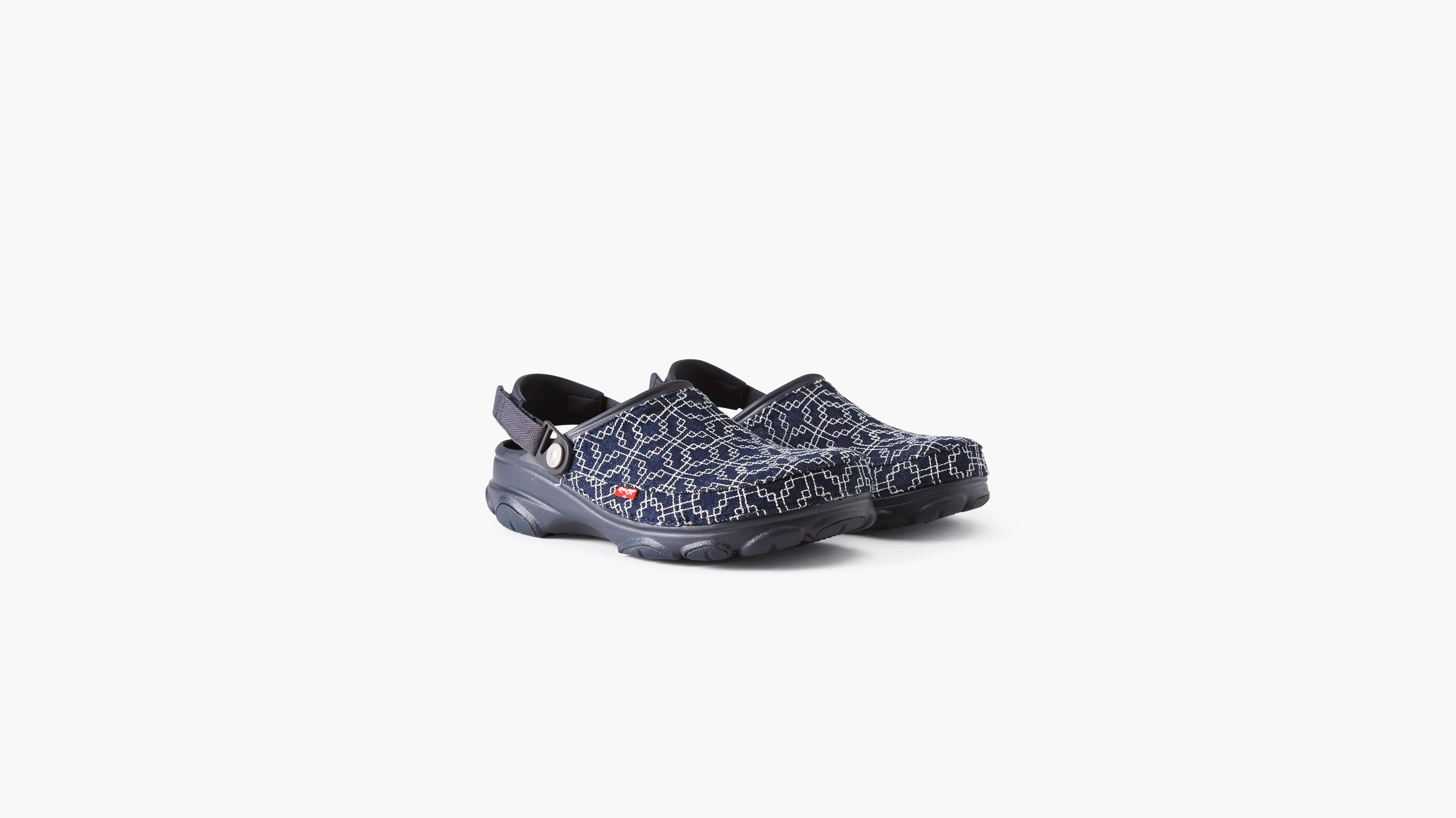 Levi's® x Crocs™ All Terrain Clogs - SASHIKO DARK - Blue | Levi's MY