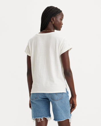Levi's® Women's Graphic Margot Pocket T-Shirt 2