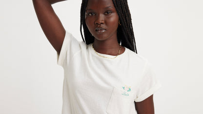 Levi's® Women's Graphic Margot Pocket T-Shirt