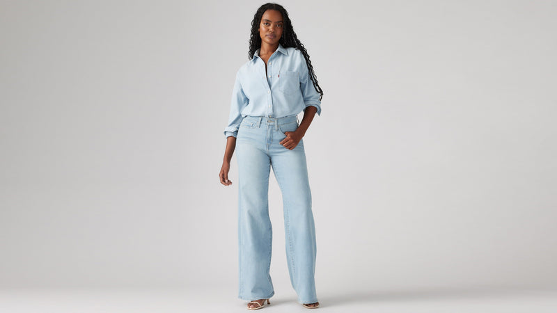 Levi's® Women's 318 Shaping Wide-Leg Jeans