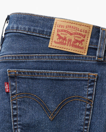 Levi's® Women's Mid-Rise Boyfriend Jeans 6