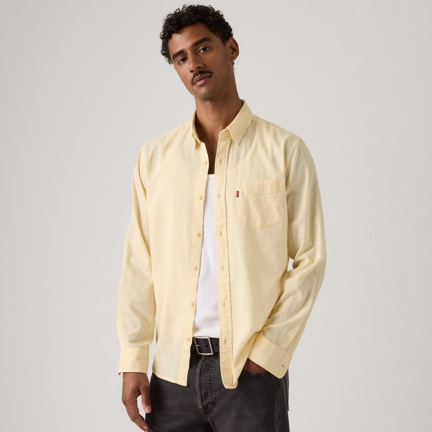 Levi's® Men's Classic Pocket Standard Fit Shirt