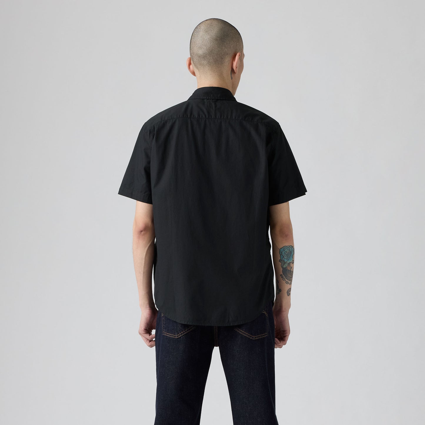 Levi's® Men's Short Sleeve Classic 1 Pocket Standard Fit Shirt