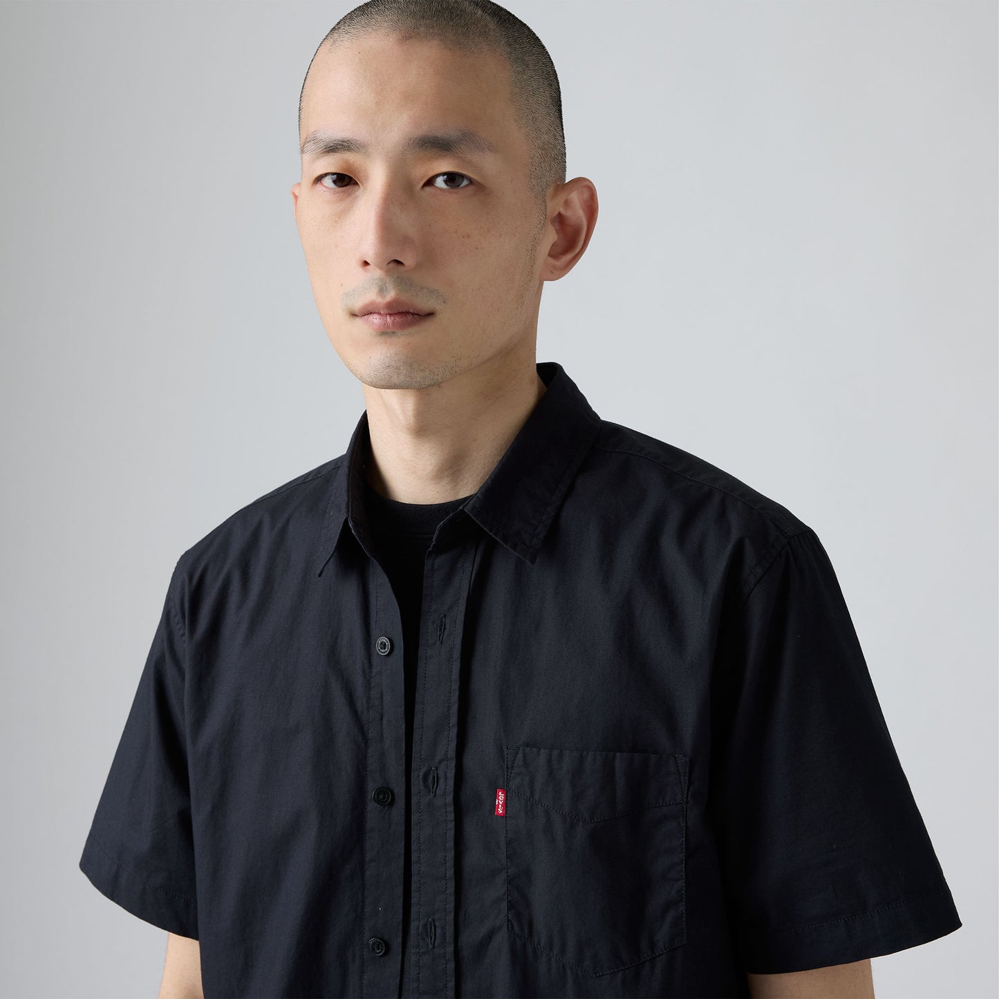 Levi's® Men's Short Sleeve Classic 1 Pocket Standard Fit Shirt