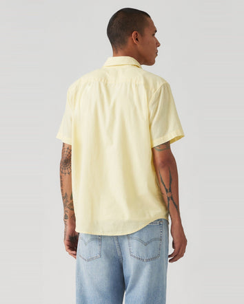 Levi's® Men's Short-Sleeve Classic Standard Fit Shirt 2