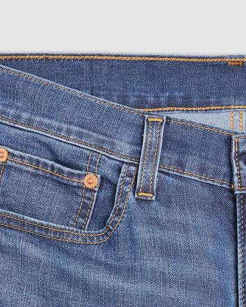 Levi's® Women's Mid-Rise Boyfriend Jeans 7
