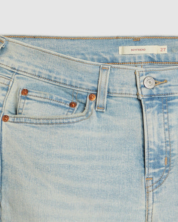 Levi's® Women's Mid-Rise Boyfriend Jeans 8