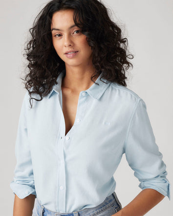 Levi's® Women's Classic Shirt 4