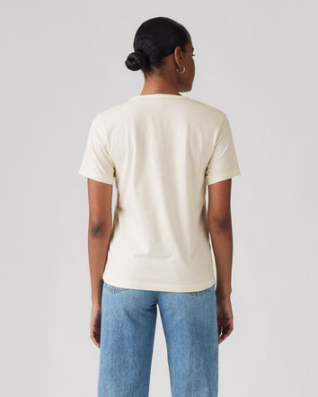 Levi's® Women's Graphic Iconic Tee 2