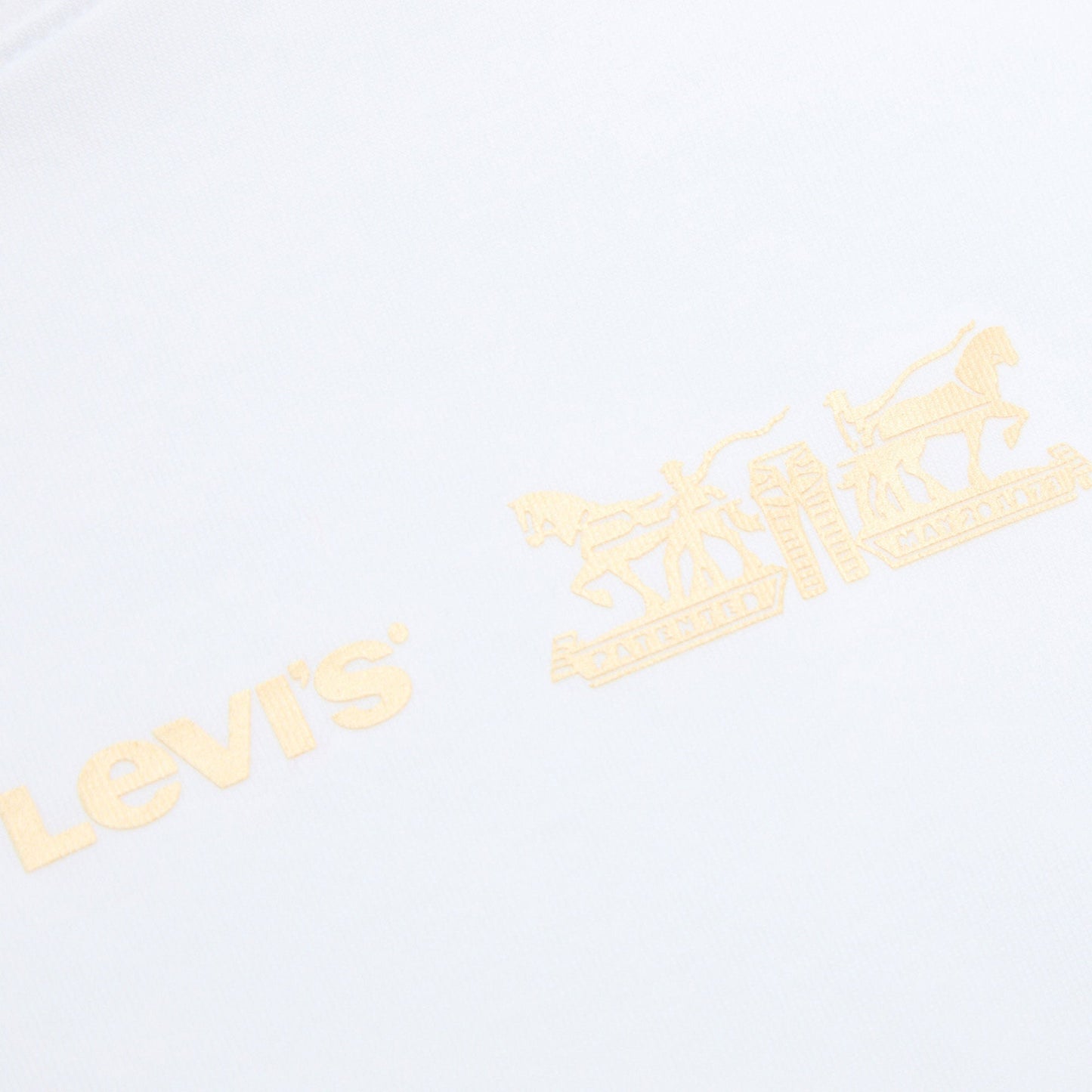 Levi's® Lunar New Year Women's Short-Sleeve Cropped Tee