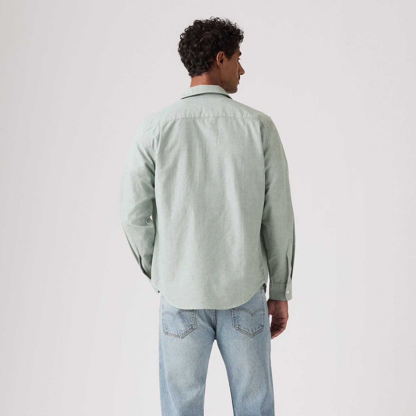Levi's® Men's Classic Pocket Standard Fit Shirt