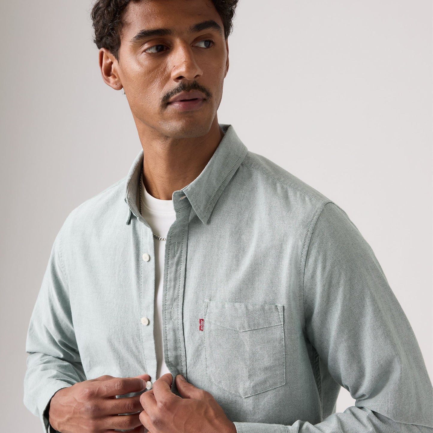 Levi's® Men's Classic Pocket Standard Fit Shirt