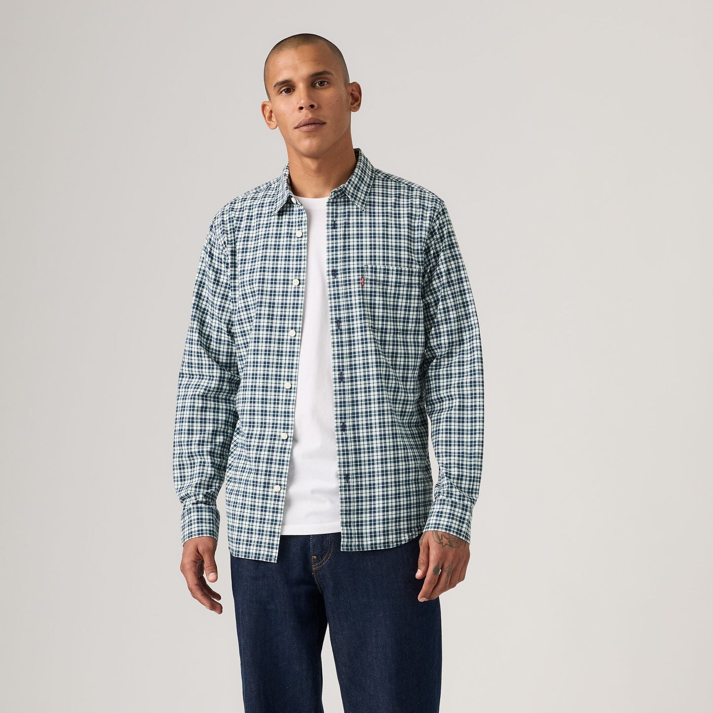 Levi's® Men's Classic Pocket Standard Fit Shirt