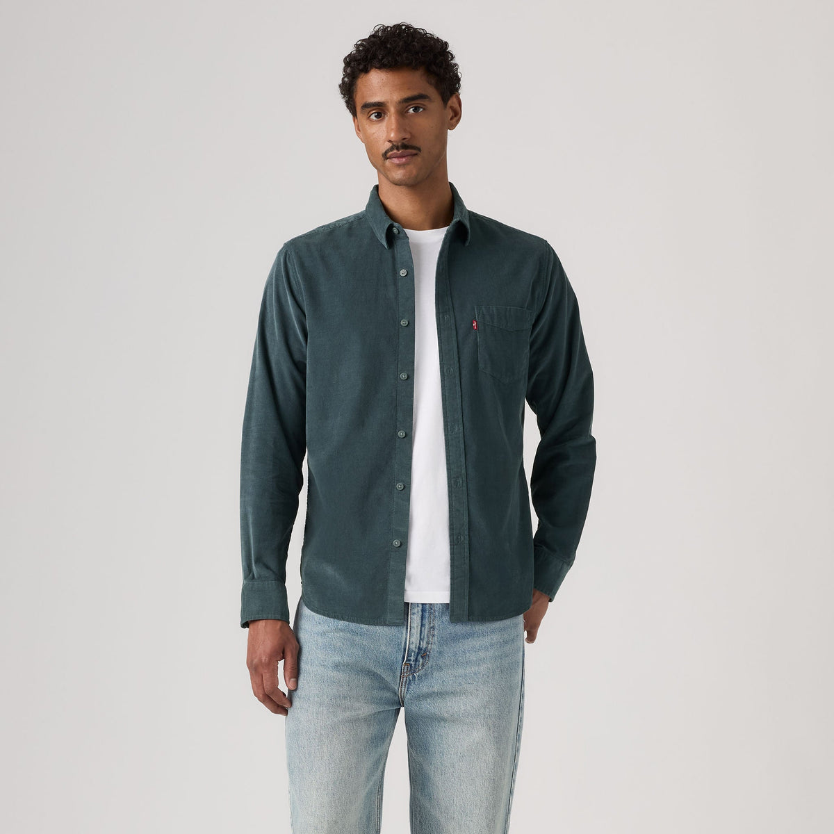 Levi's® Men's Corduroy Classic Pocket Standard Fit Shirt