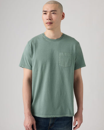 Levi's® Men's Essential Pocket Tee 1