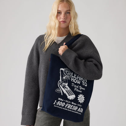 Levi's® Men's Graphic Tote