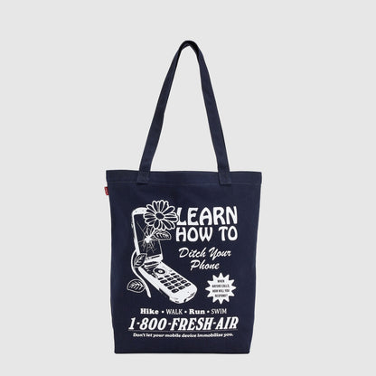 Levi's® Men's Graphic Tote