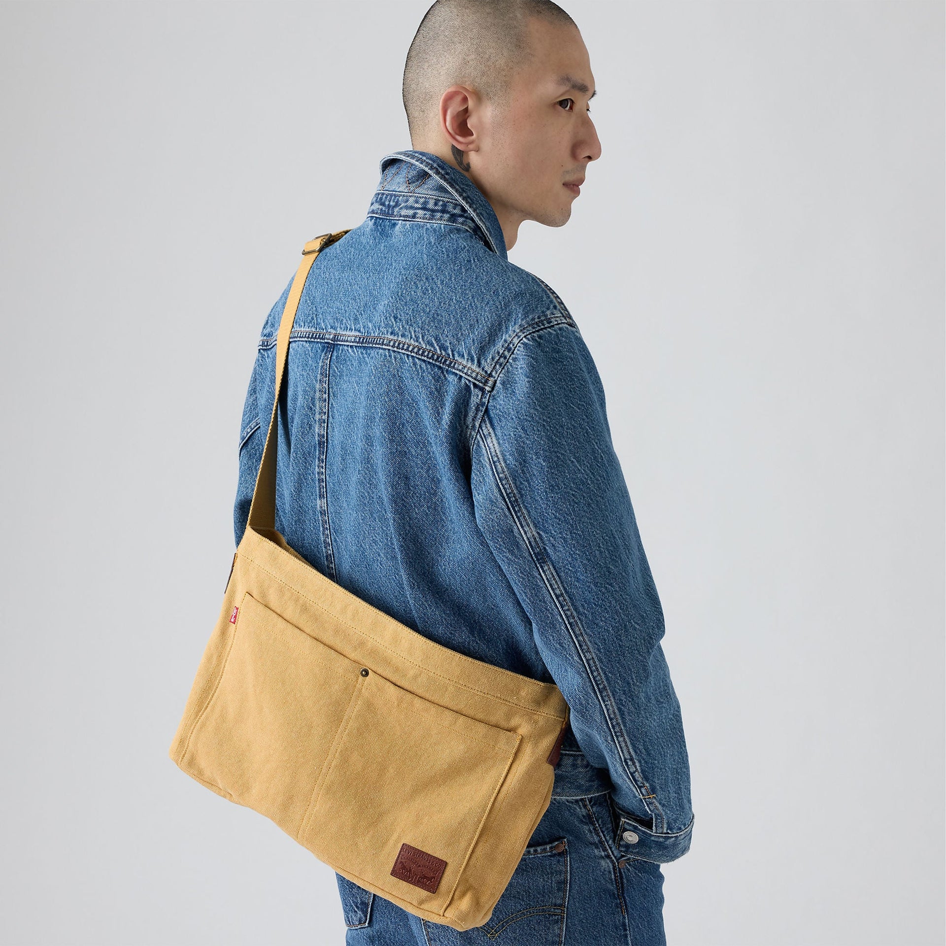 Levi's® Men's Heritage Messenger Bag Yellow Levi's MY