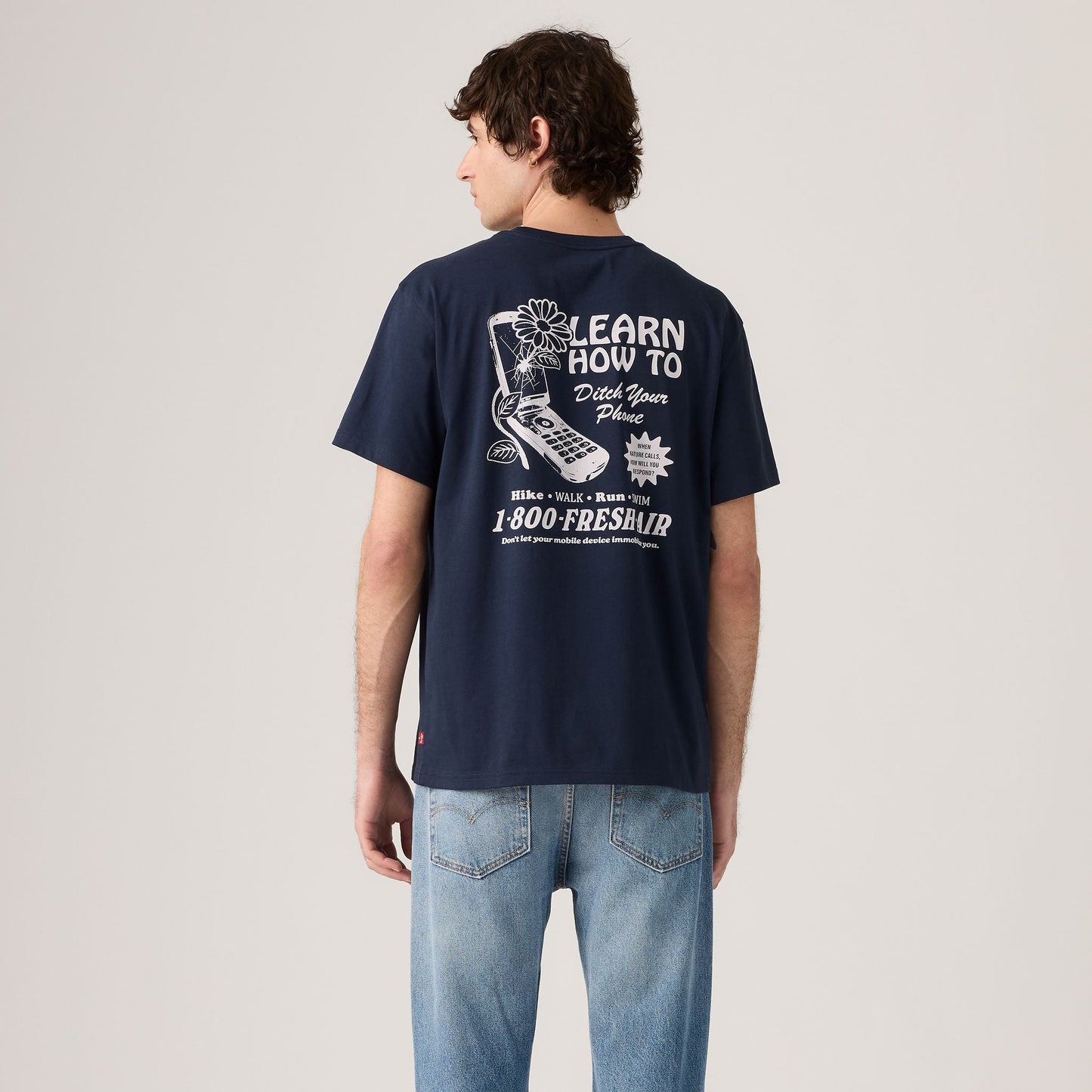 Levi's® Men's Relaxed Fit Short Sleeve Graphic T-Shirt
