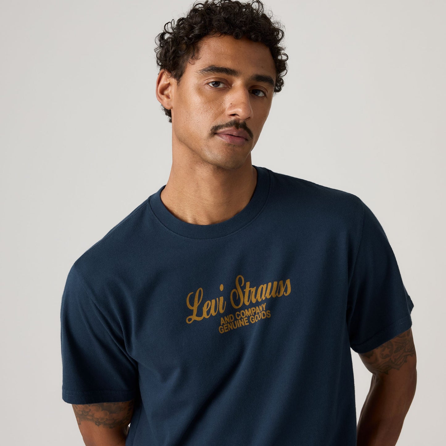 Levi's® Men's Relaxed Fit Short Sleeve Graphic T-Shirt