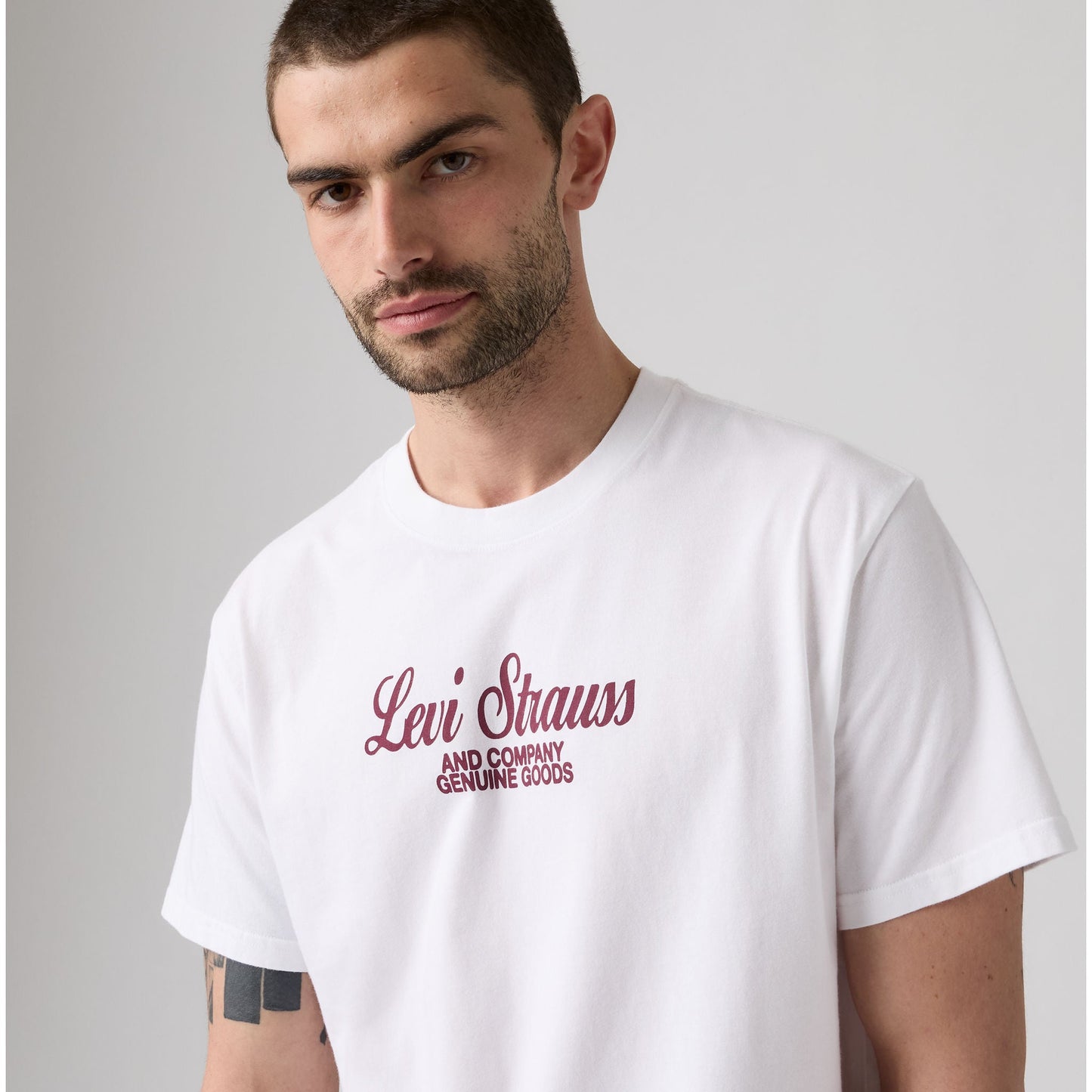 Levi's® Men's Relaxed Fit Short Sleeve Graphic T-Shirt