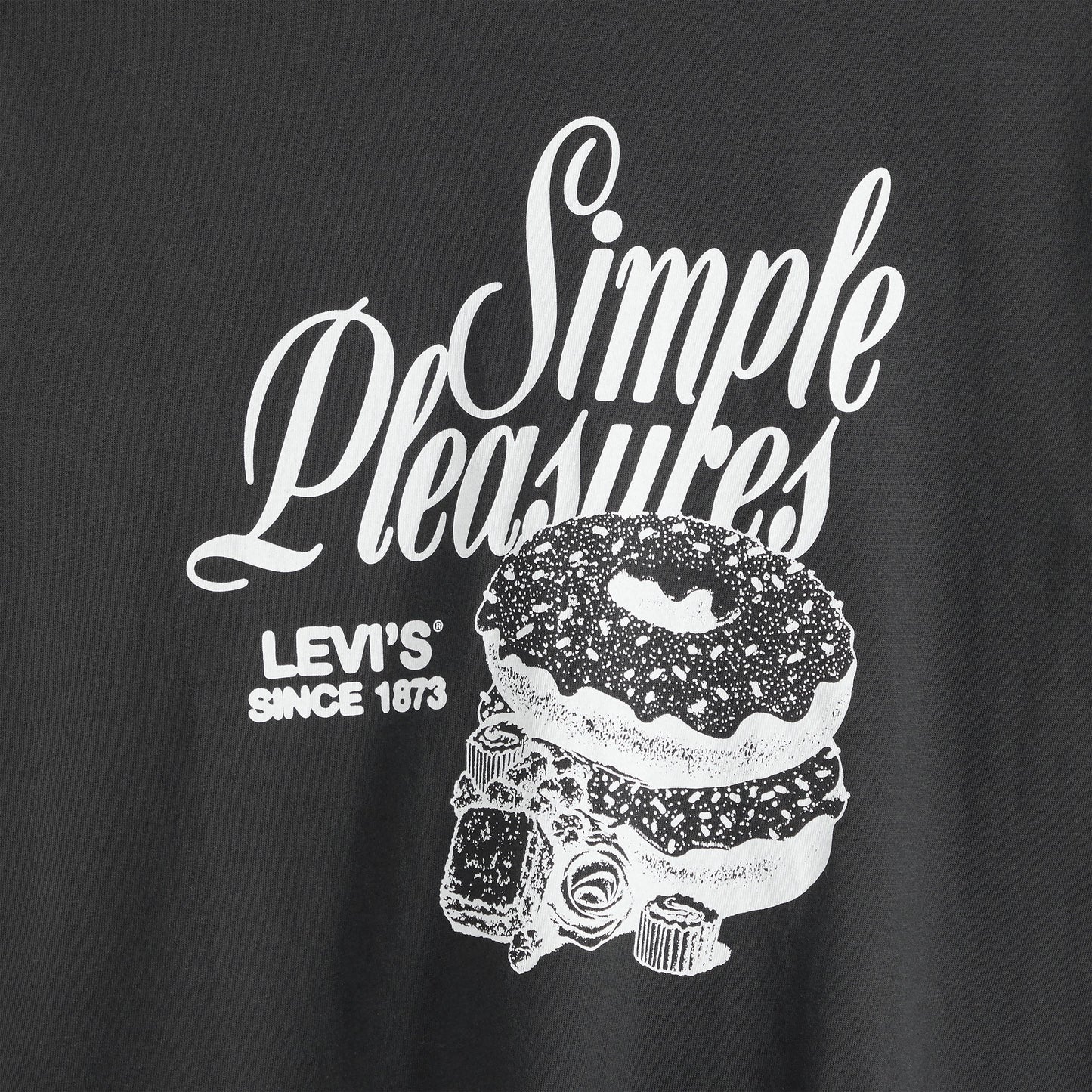 Levi's® Men's Relaxed Fit Short Sleeve Graphic T-Shirt