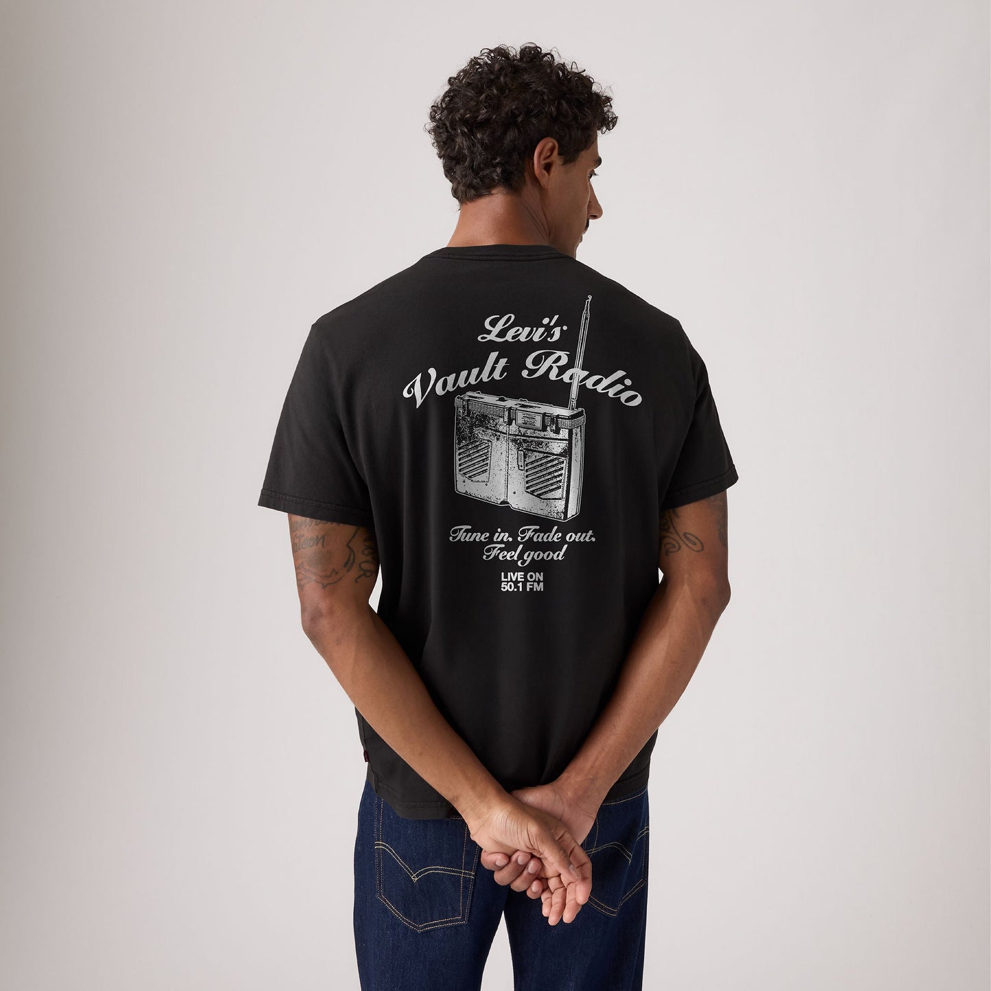 Levi's® Men's Relaxed Fit Short Sleeve Graphic T-Shirt