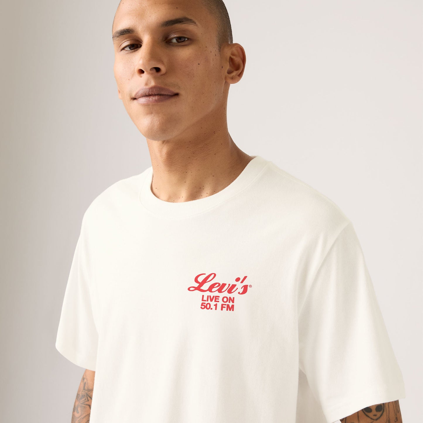 Levi's® Men's Relaxed Fit Short Sleeve Graphic T-Shirt