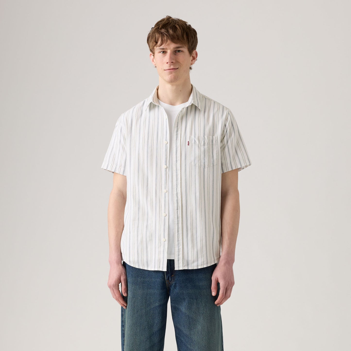 Levi's® Men's Short-Sleeve Classic Standard Fit Shirt