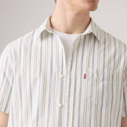 Levi's® Men's Short-Sleeve Classic Standard Fit Shirt