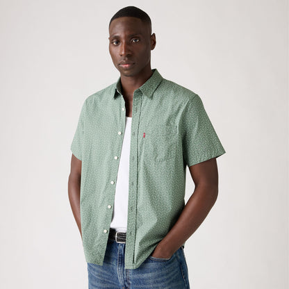 Levi's® Men's Short-Sleeve Classic Standard Fit Shirt