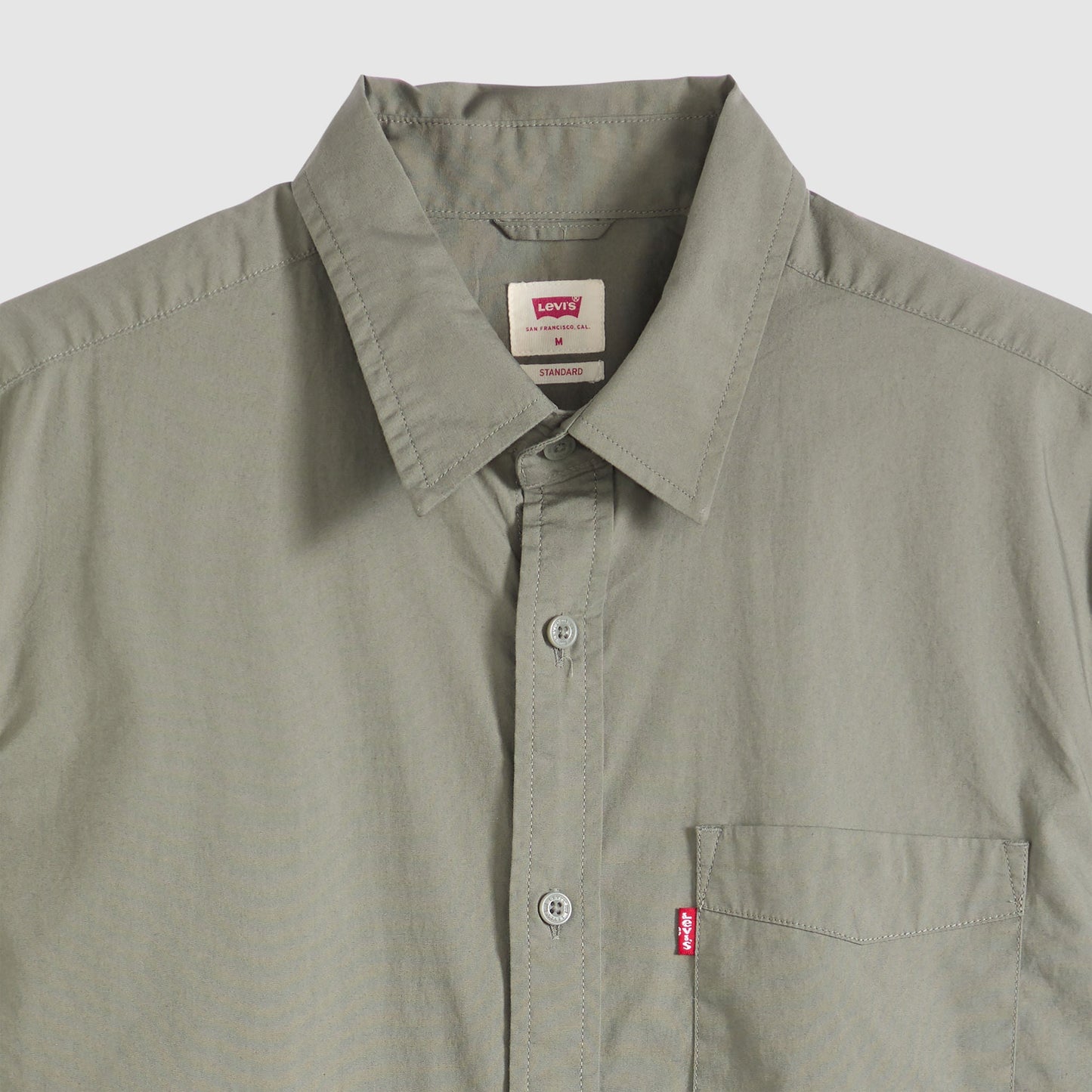 Levi's® Men's Short-Sleeve Classic Standard Fit Shirt