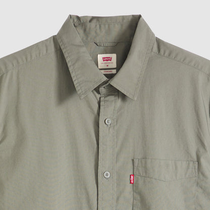 Levi's® Men's Short-Sleeve Classic Standard Fit Shirt