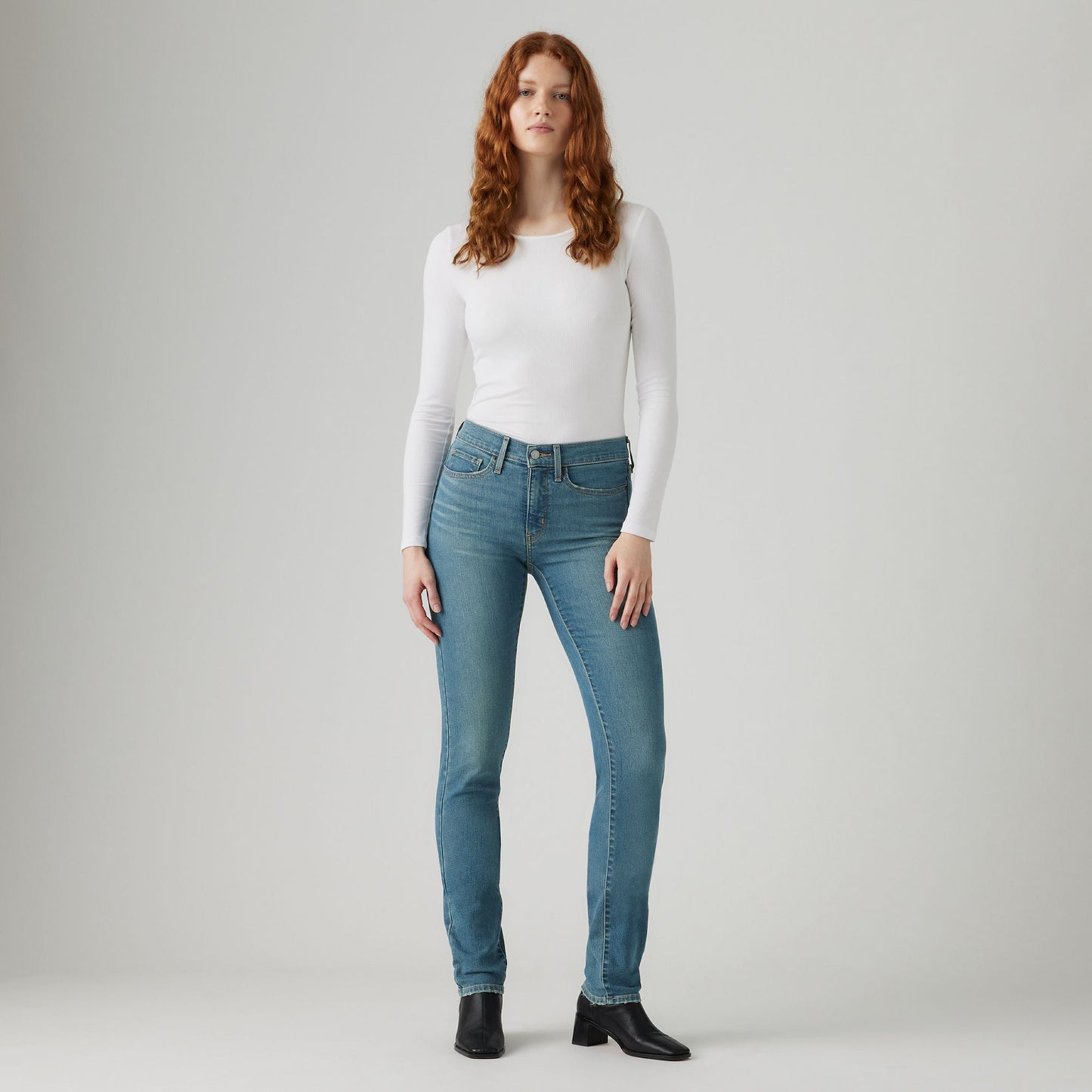 Levi's® Women's 312 Shaping Slim Jeans