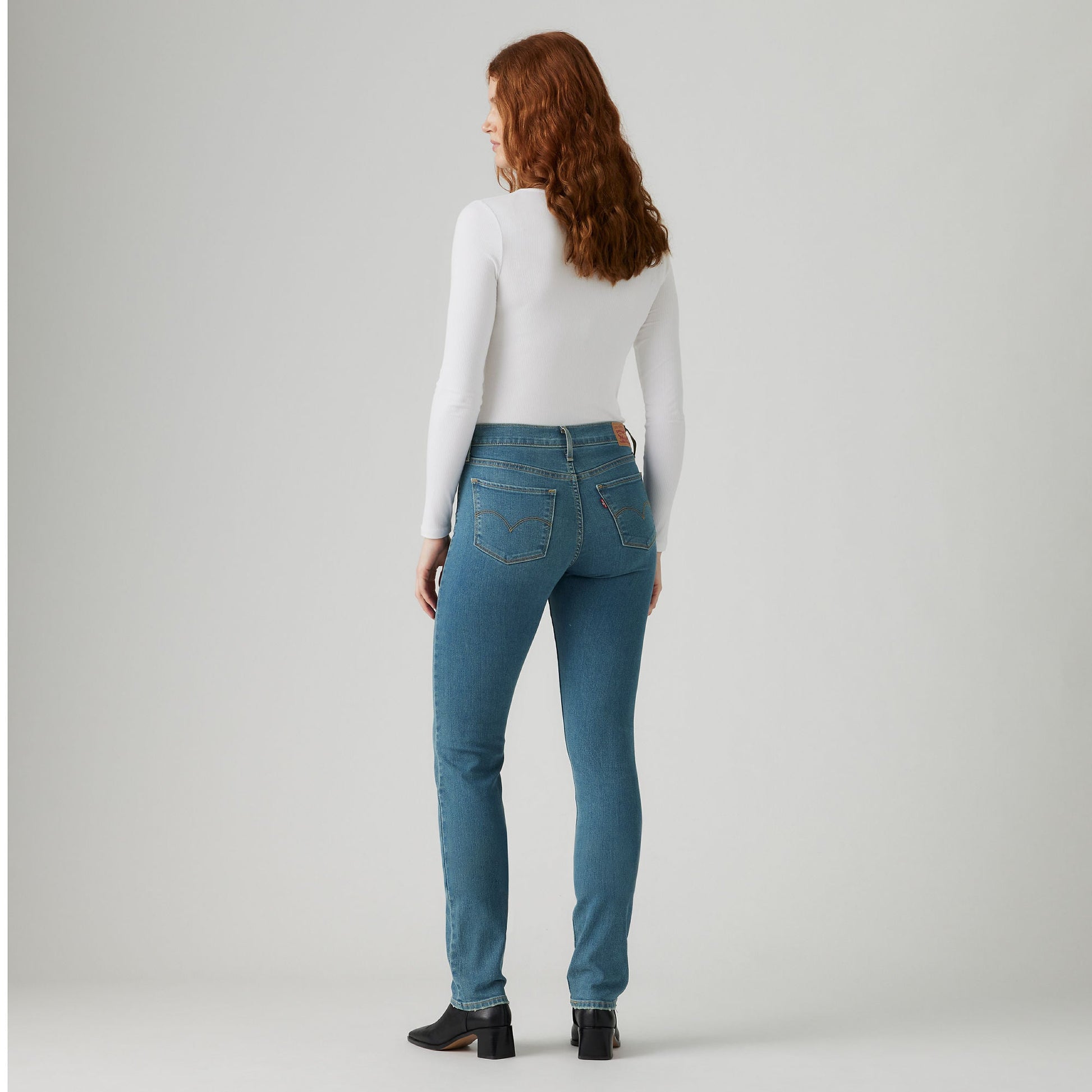 Levi's® Women's 312 Shaping Slim Jeans