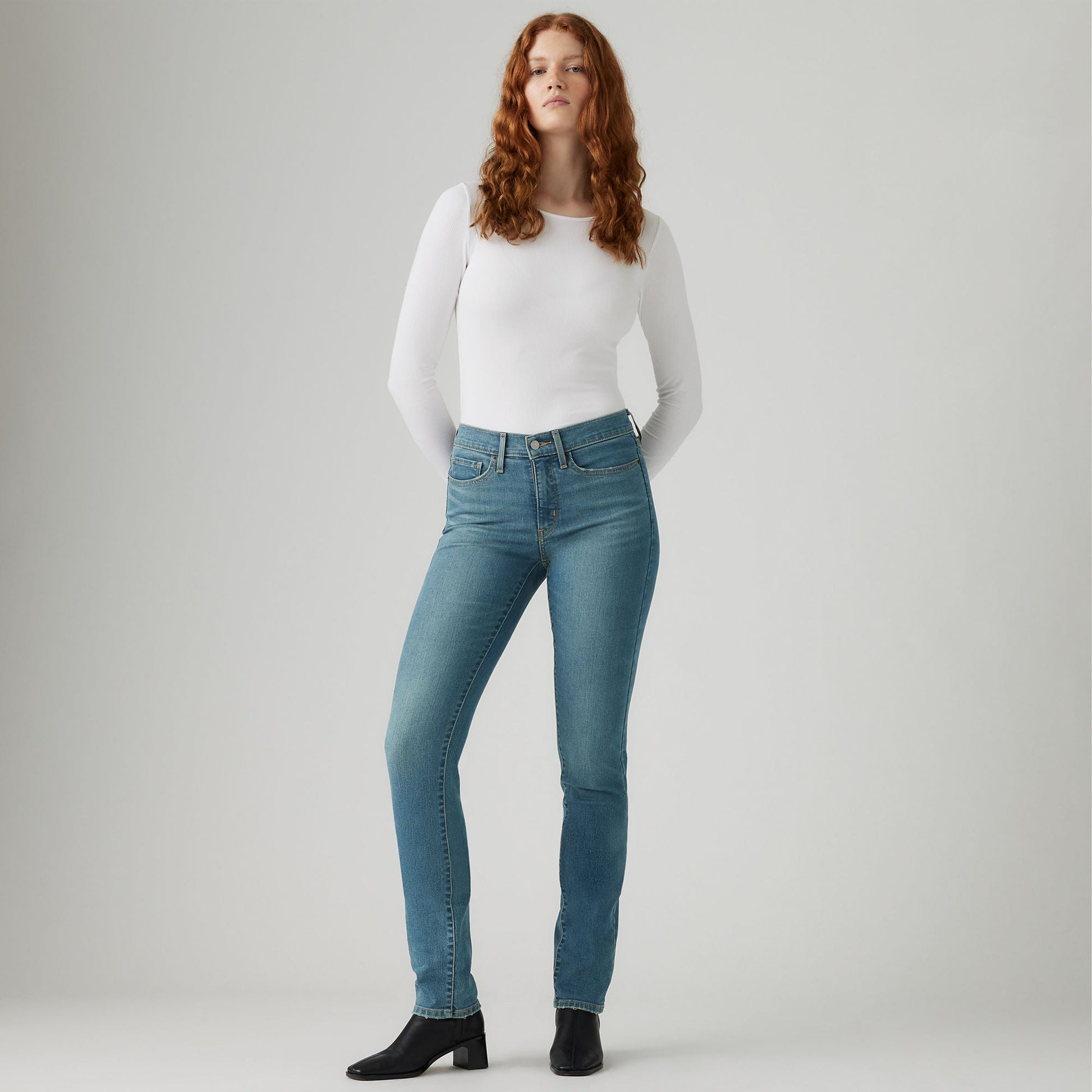 Levi's® Women's 312 Shaping Slim Jeans