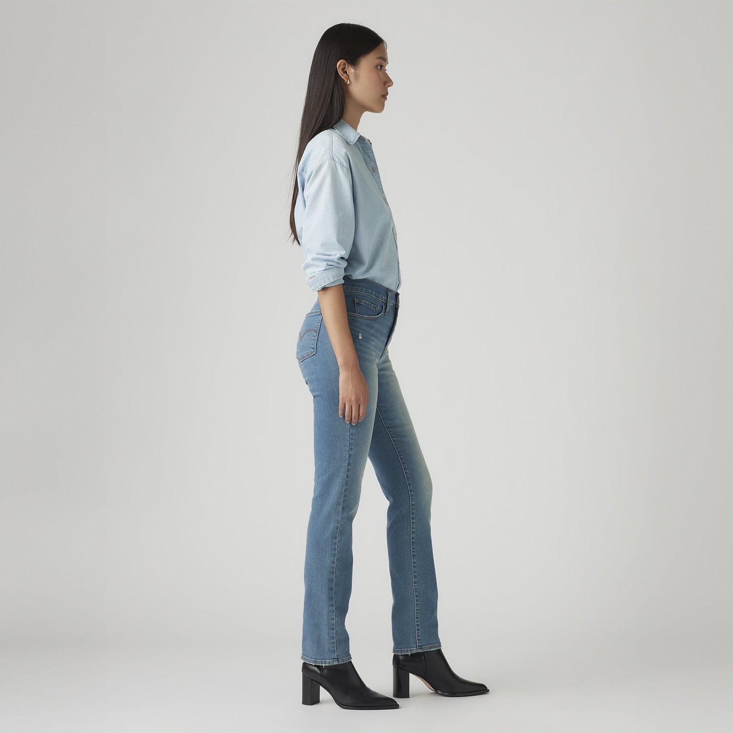 Levi's® Women's 314 Shaping Straight Jeans