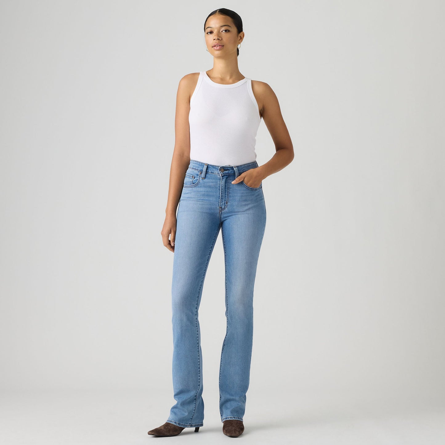 Levi's® Women's 725 High-Rise Bootcut Jeans