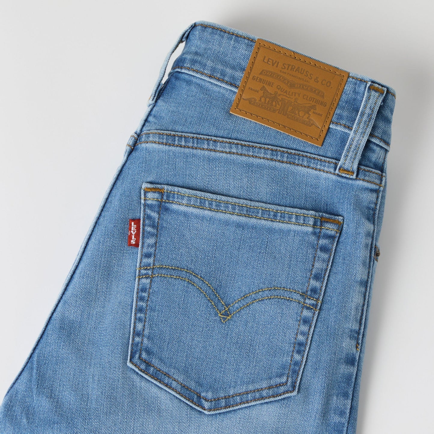 Levi's® Women's 725 High-Rise Bootcut Jeans