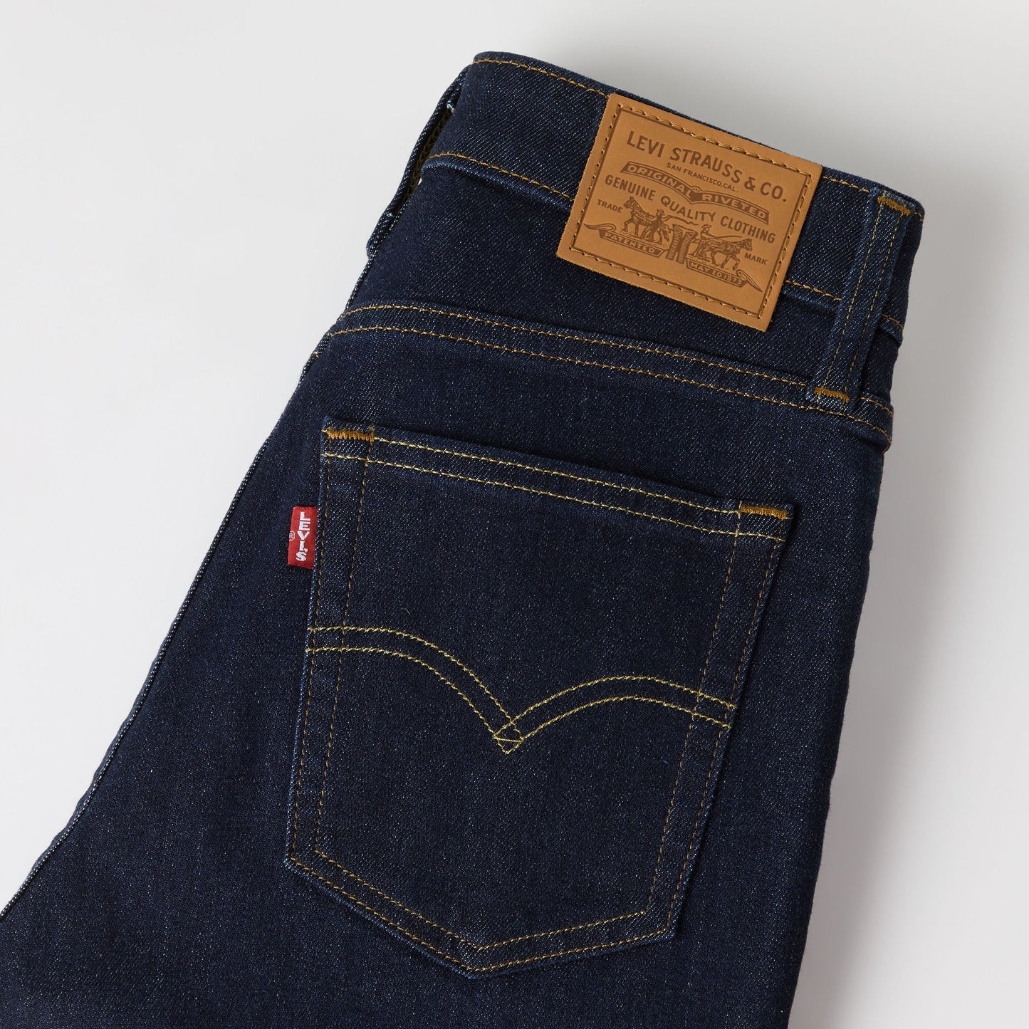 Levi's® Women's 725 High-Rise Bootcut Jeans