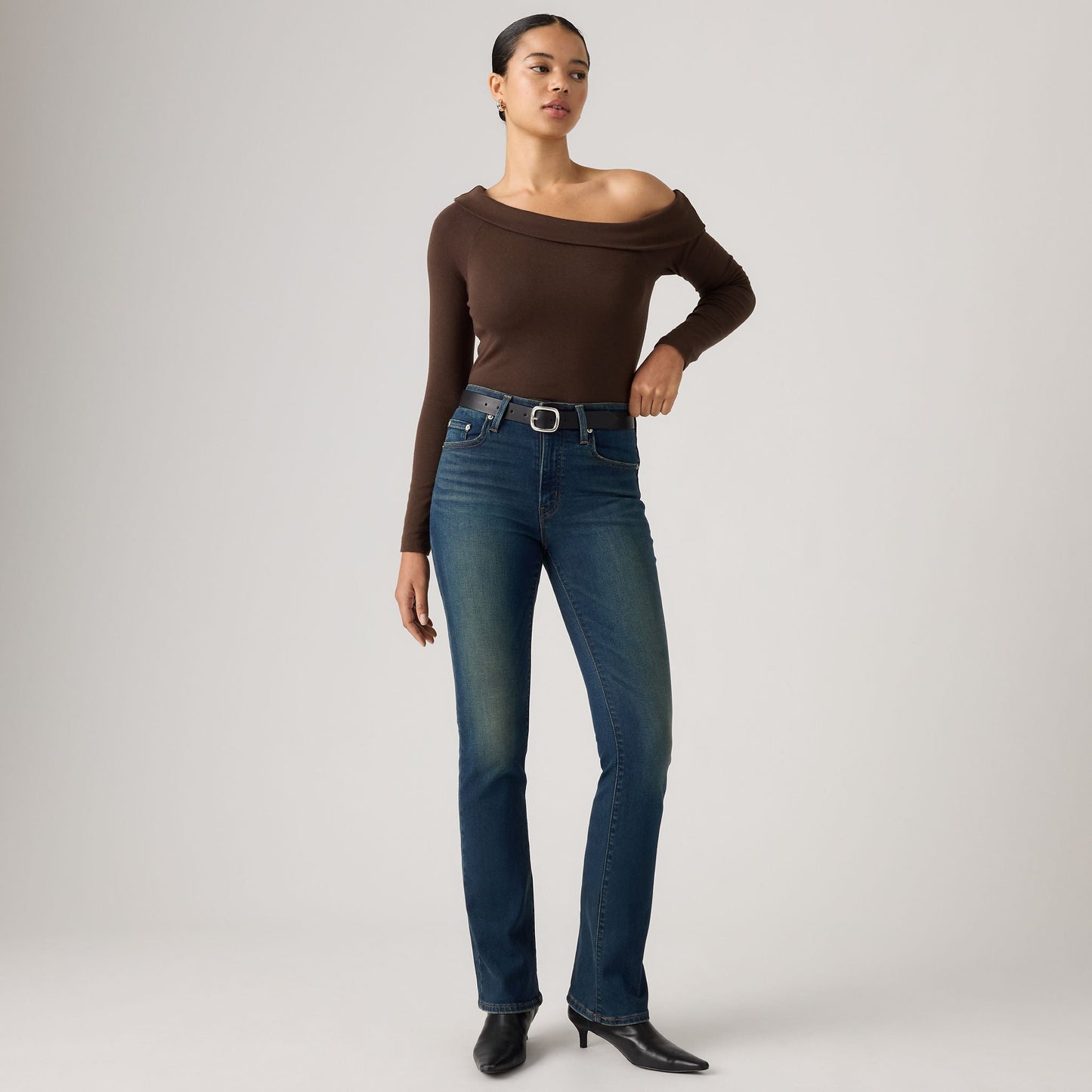 Levi's® Women's 725 High-Rise Bootcut Jeans