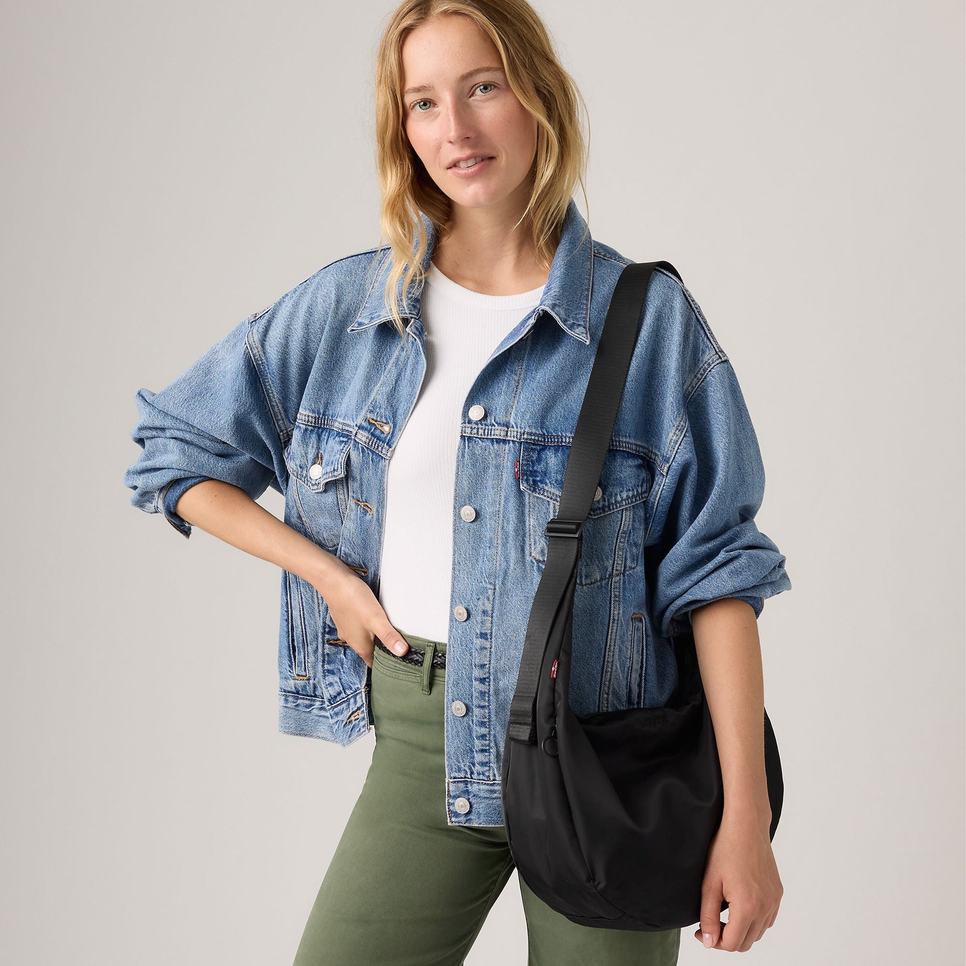 Levi's® Women's Brooklyn Medium Shoulder Bag