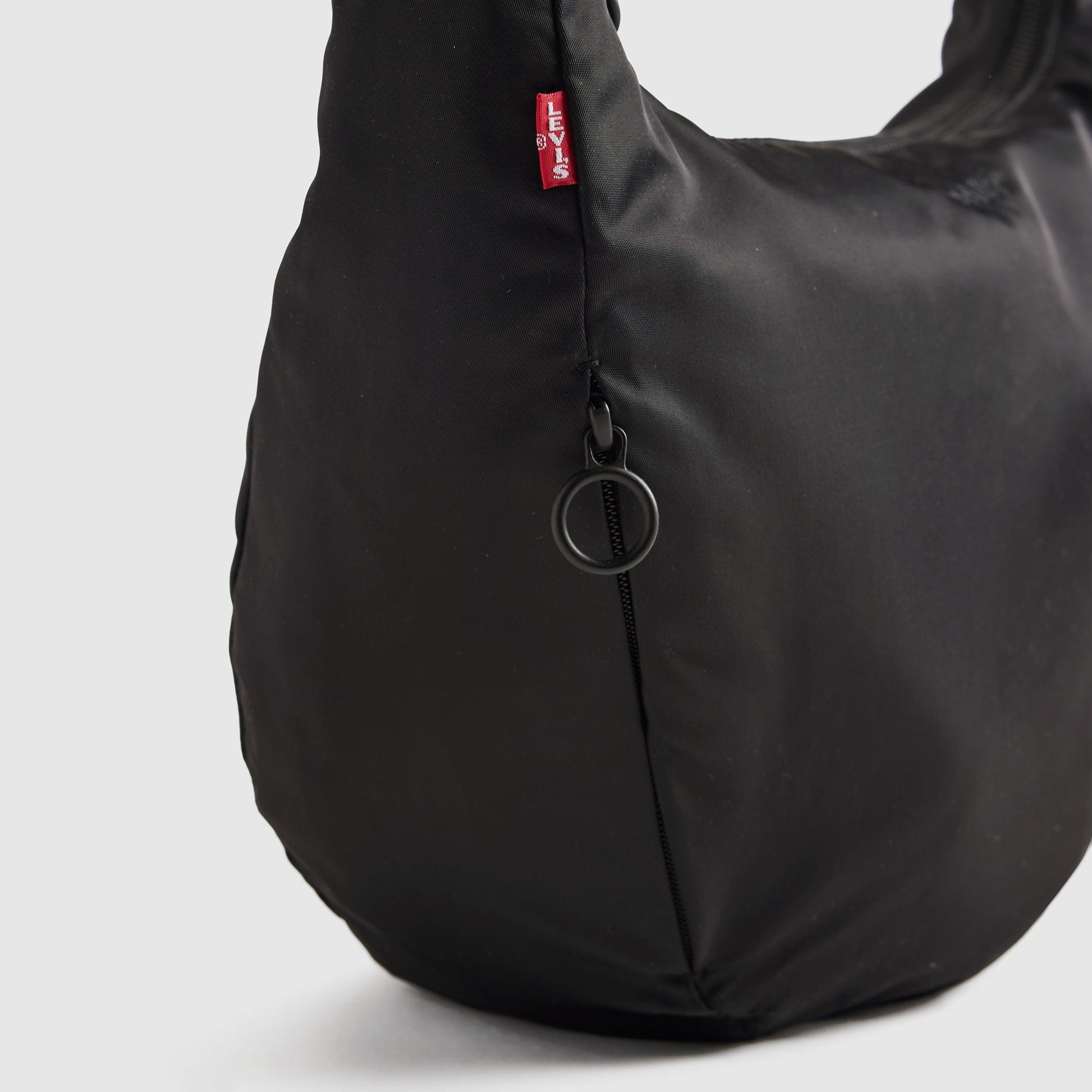 Levi's® Women's Brooklyn Medium Shoulder Bag