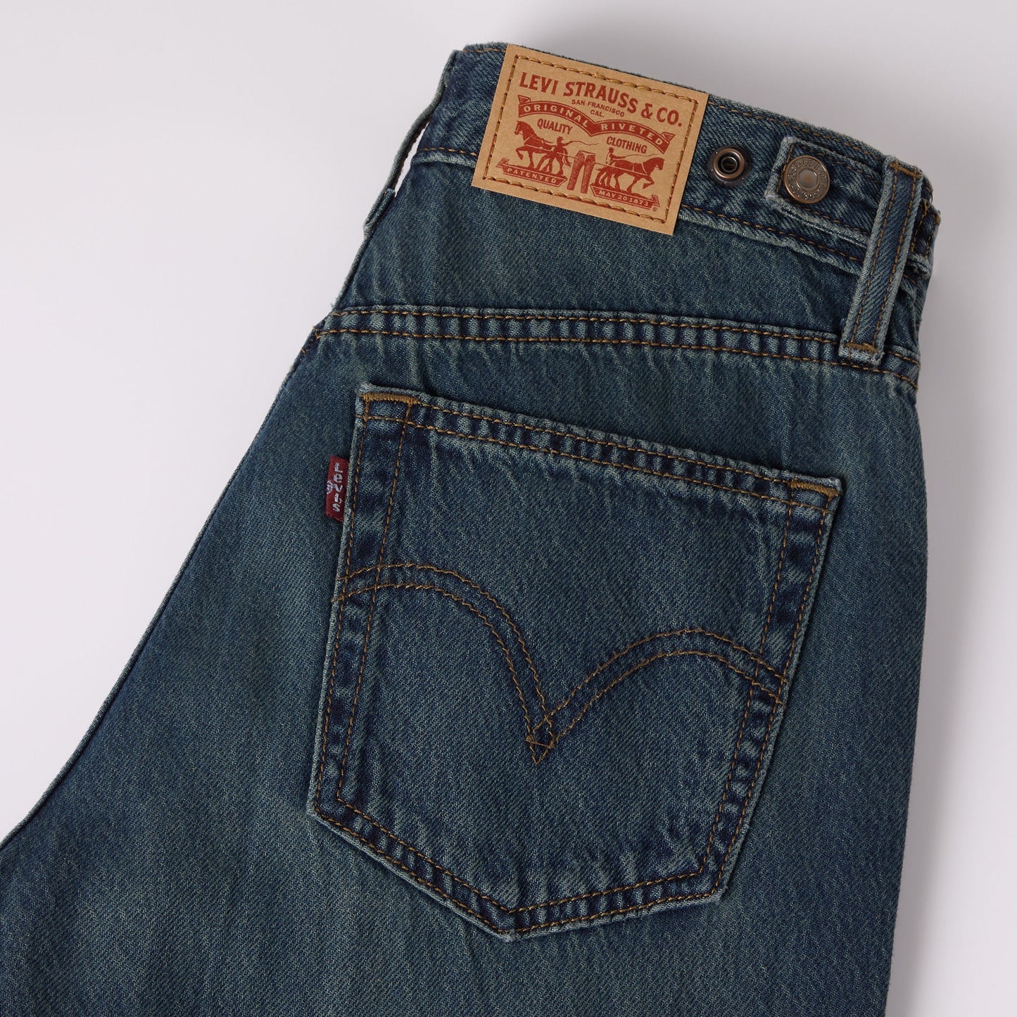 Levi's® Women's Cinch Baggy Jeans