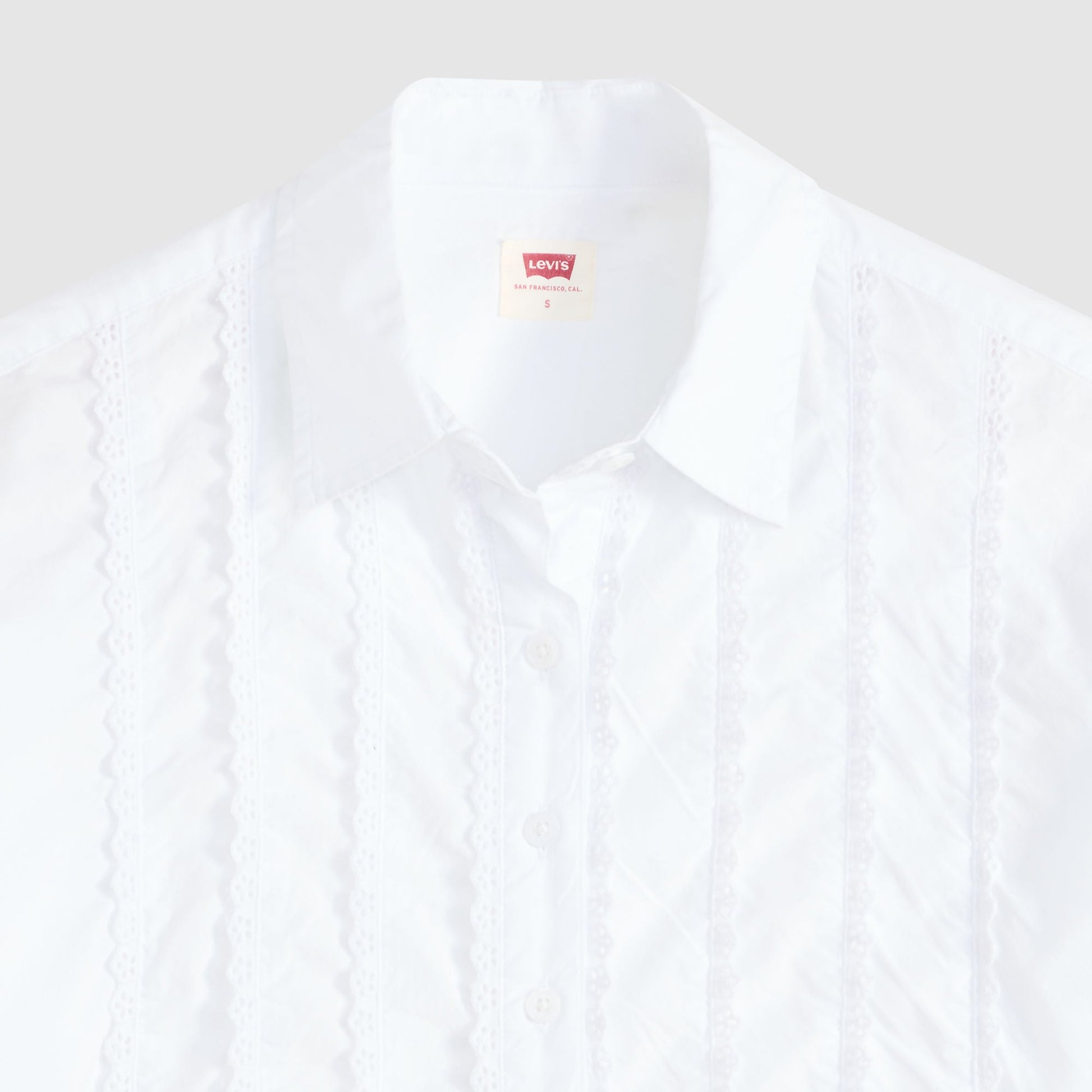 Levi's® Women's Cropped Harlie Tuxedo Shirt