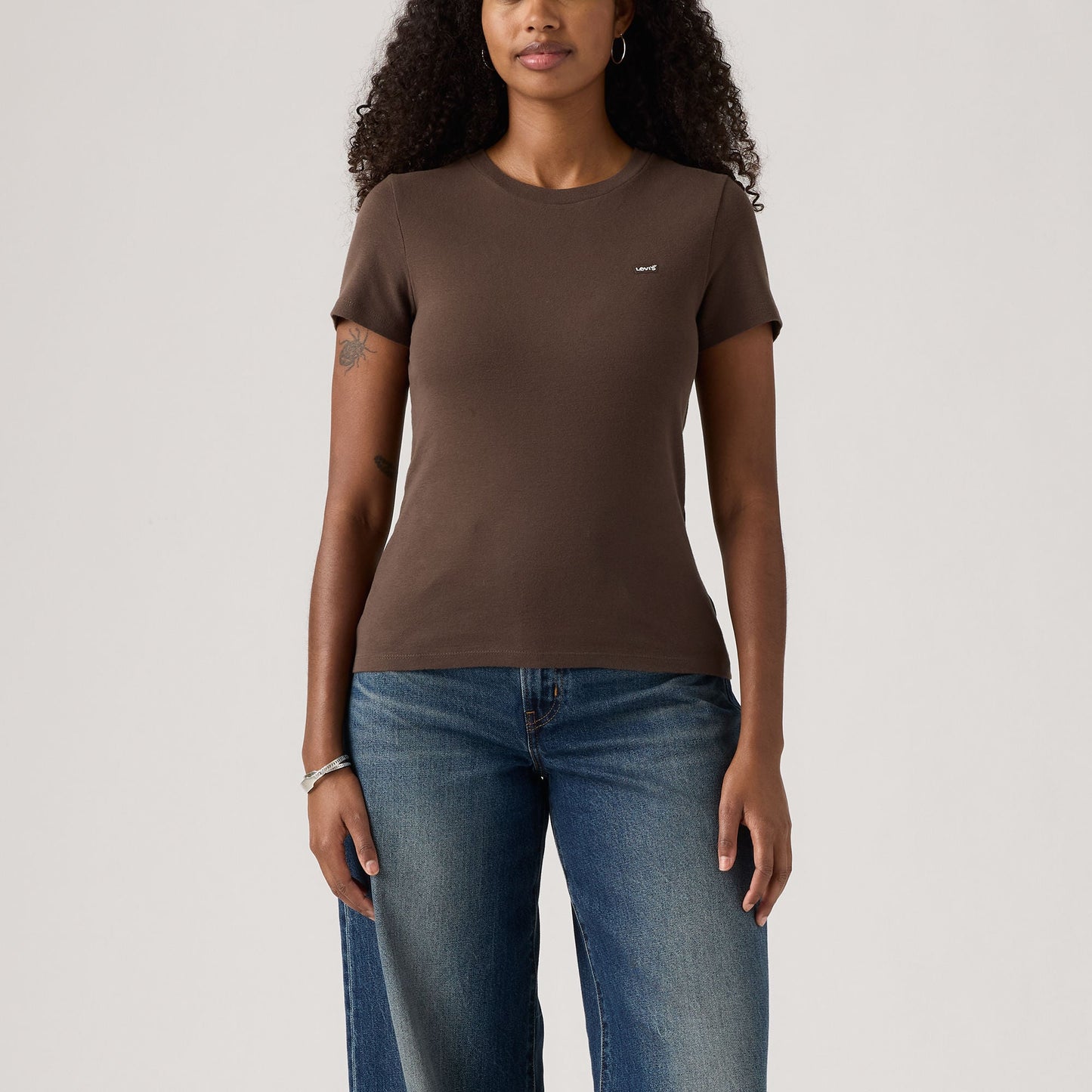 Levi's® Women's Essential Housemark Short-Sleeve Tee