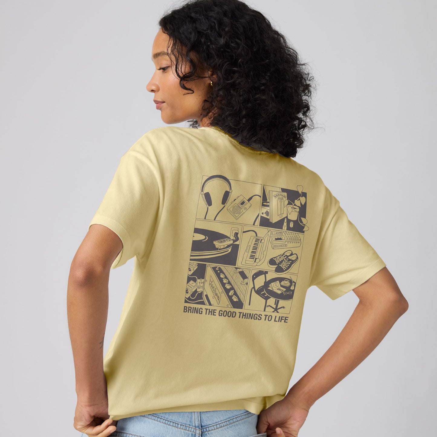 Levi's® Women's Graphic Anyday Tee